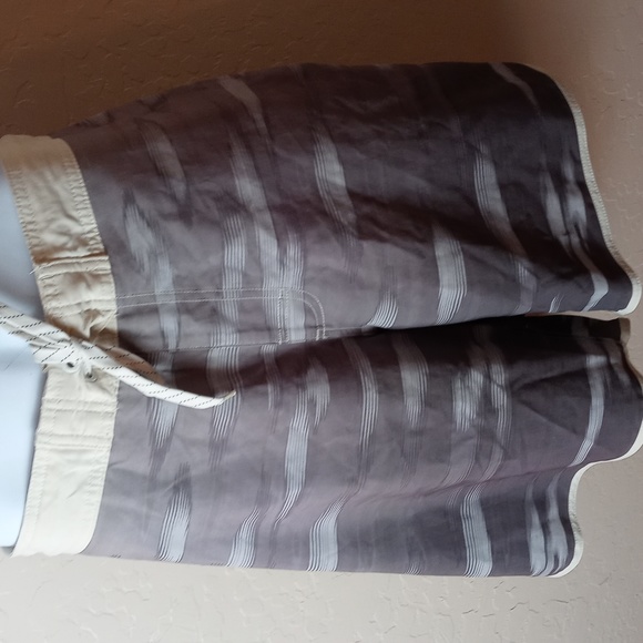 Rip Zone Men's Board Shorts - Picture 2 of 6